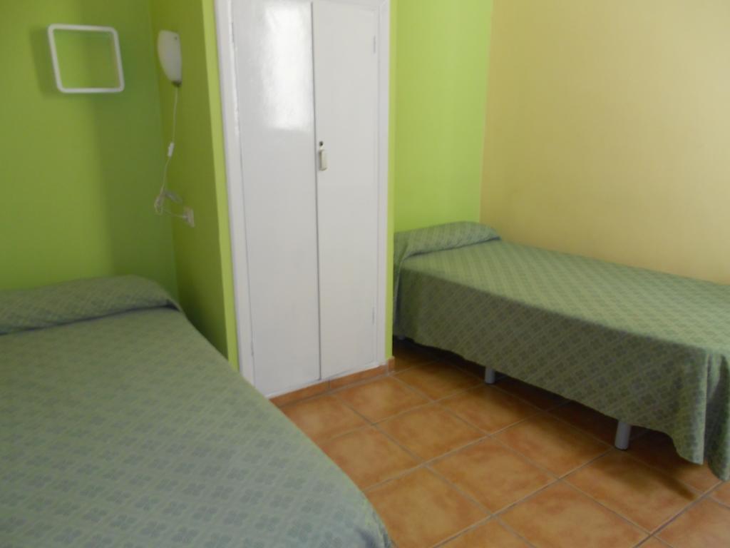 Pension Mova Santa Cruz de Tenerife Szoba fotó